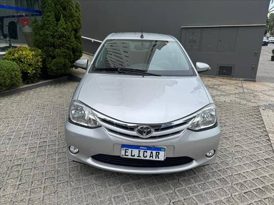 TOYOTA ETIOS 1.5 XLS 16V FLEX 4P AUTOMÁTICO TOYOTA ETIOS 1.5 XLS 16V FLEX 4P AUTOMÁTICO